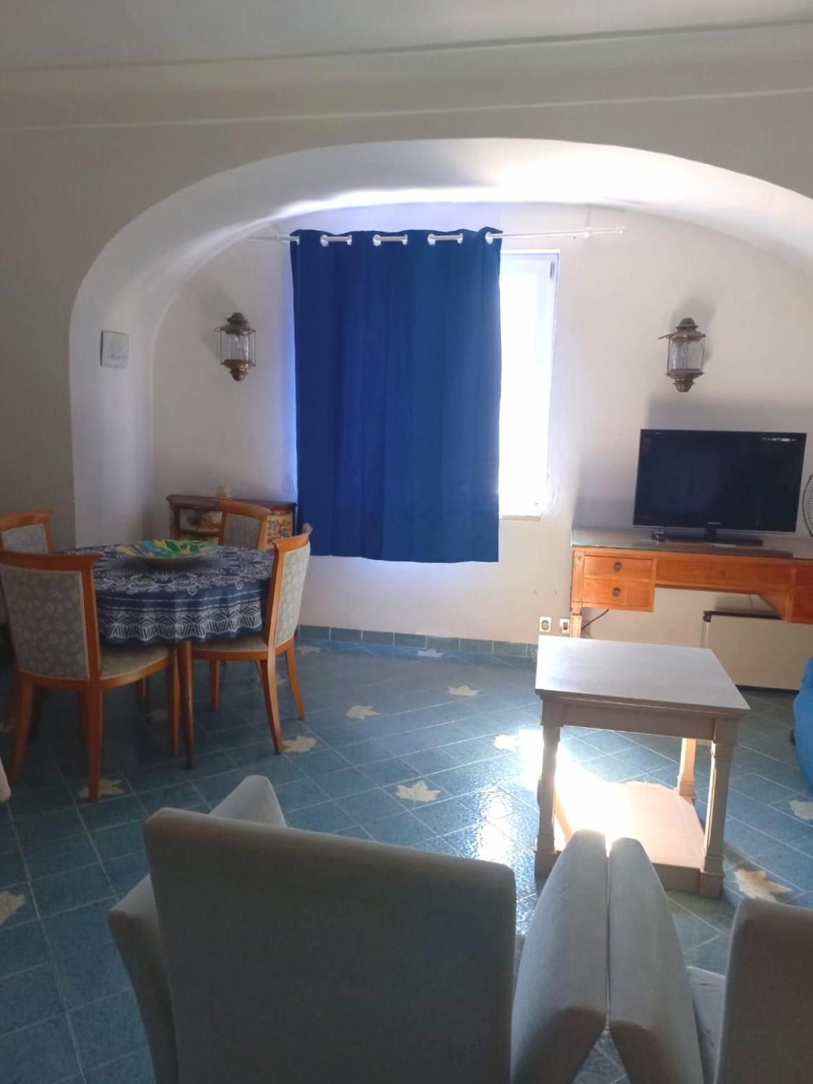 Appartamento Panoramico In Piazzetta Capri