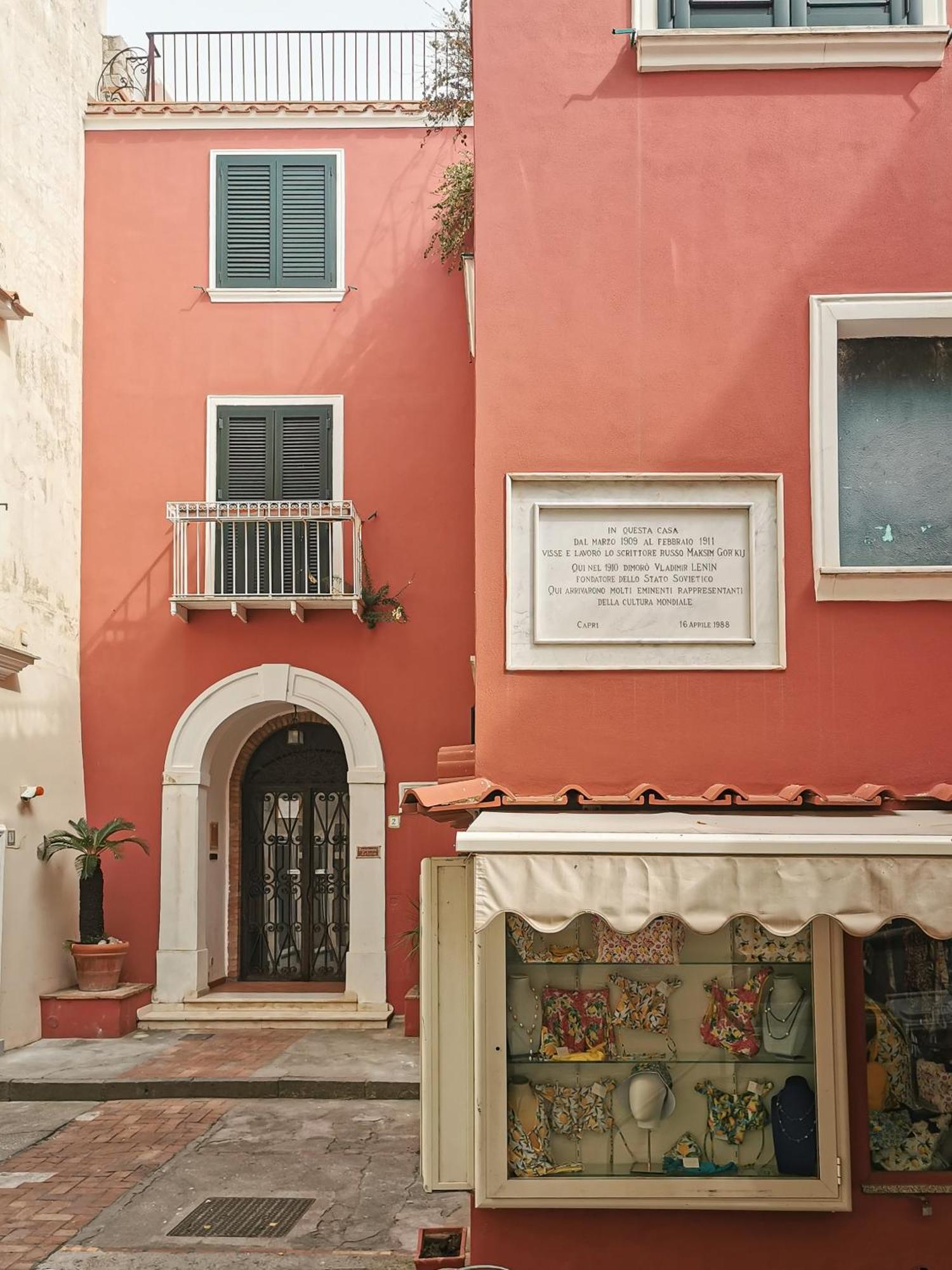Appartamento Panoramico In Piazzetta Capri